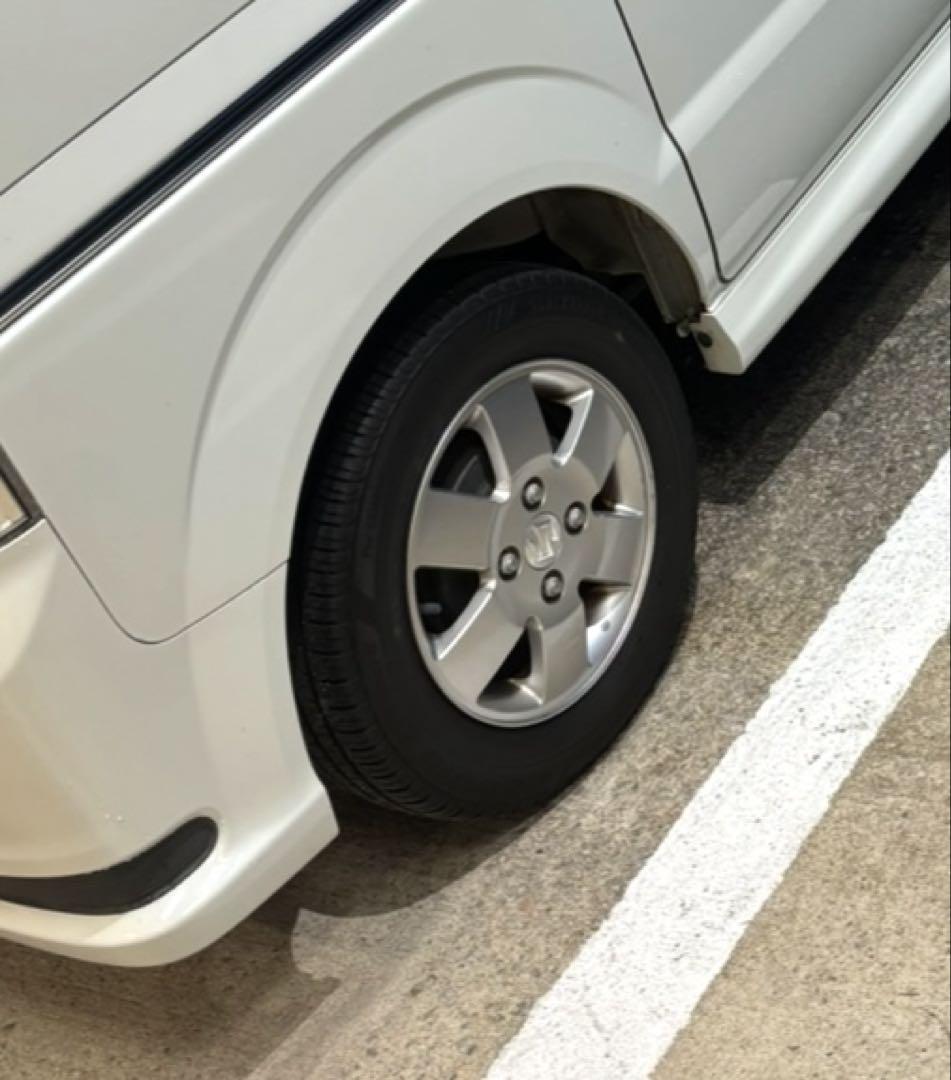 祝開店！大放出セール開催中 da64w エブリイ かなり綺麗なタイヤ付き（スズキ 純正ホイール タイヤ・ホイール