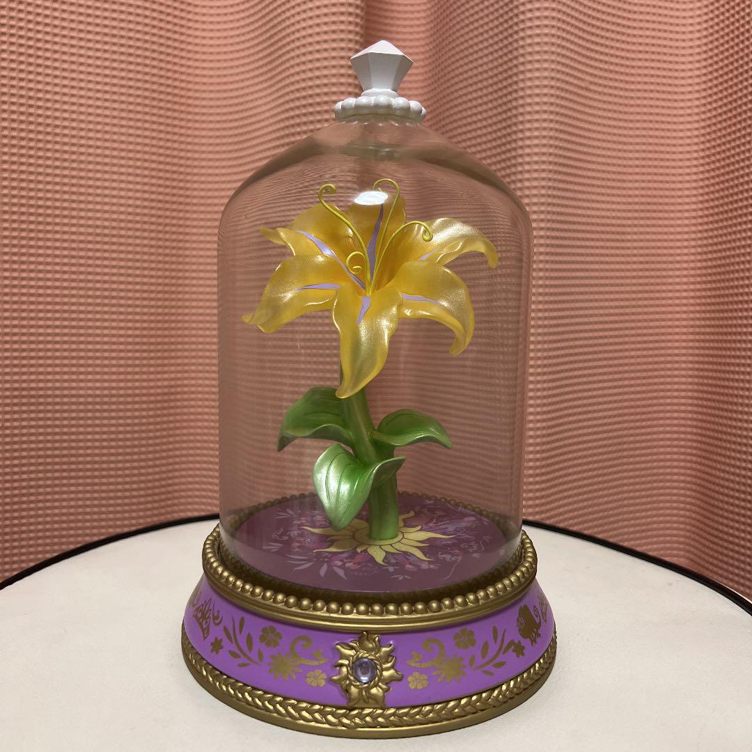 ディズニーストア　ラプンツェル　魔法の花　ランプ 塔の上のラプンツェル LEDライト 魔法の花 ディズニーストア