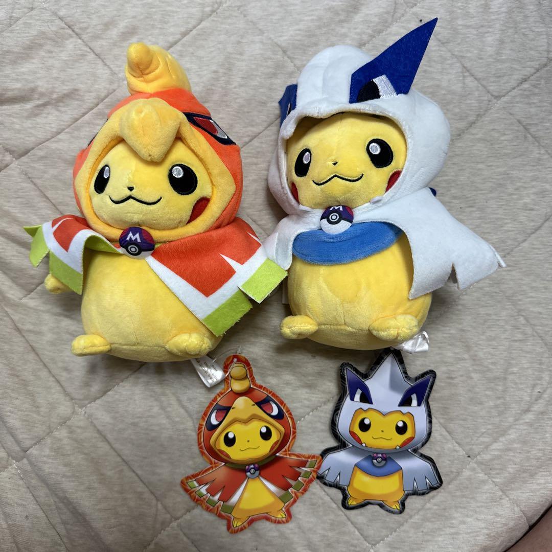 2016年限定【タグ完備】ホウオウ&ルギアポンチョを着たピカチュウぬいぐるみ 予告】ホウオウ＆ルギアポンチョのピカチュウ (2016年4月23日(土