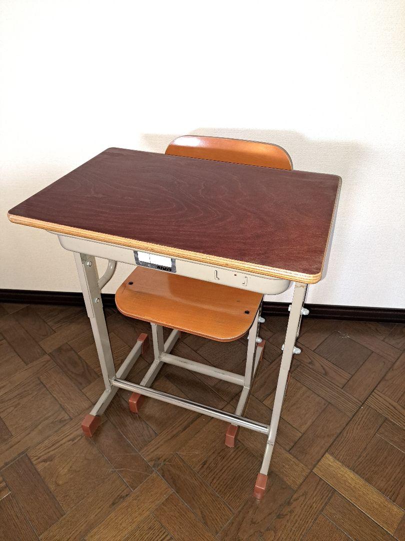 【送料無料】 オカムラ necos 学校 学習机 椅子 高さ調整可能　① 送料無料】 オカムラ necos 学校 学習机 椅子 高さ調整可能 ①