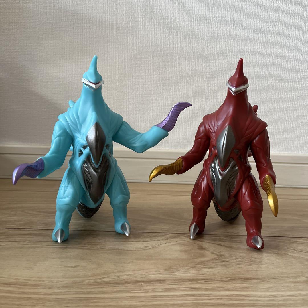 ゴジラ ソフビ ガイガンレクス&ガイガンミレース風 2体セット ゴジラ ソフビ ガイガンレクス&ガイガンミレース風 2体セット