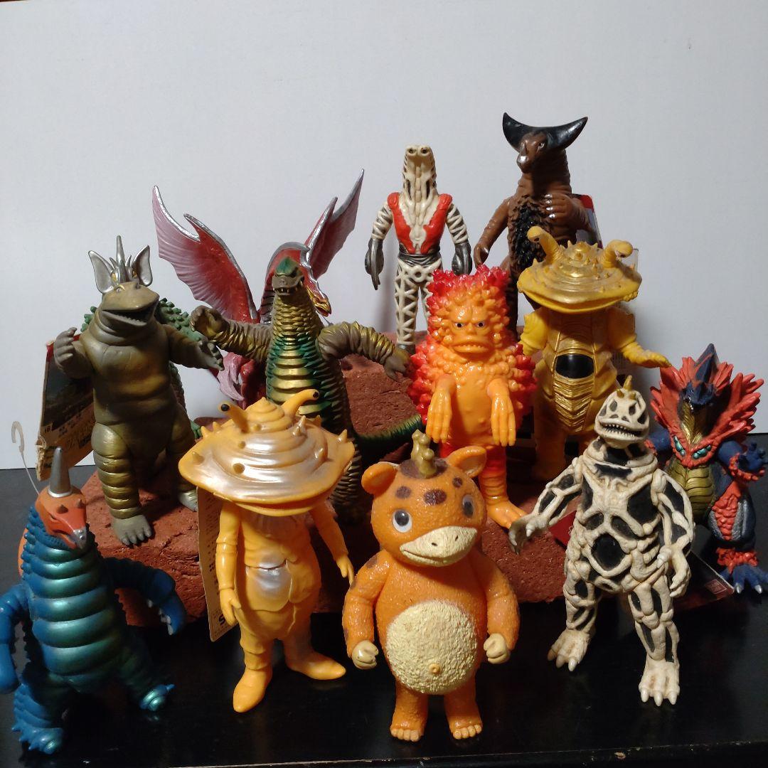 美品 BANDAI ウルトラ怪獣シリーズ 13体 ソフビ ブースカ