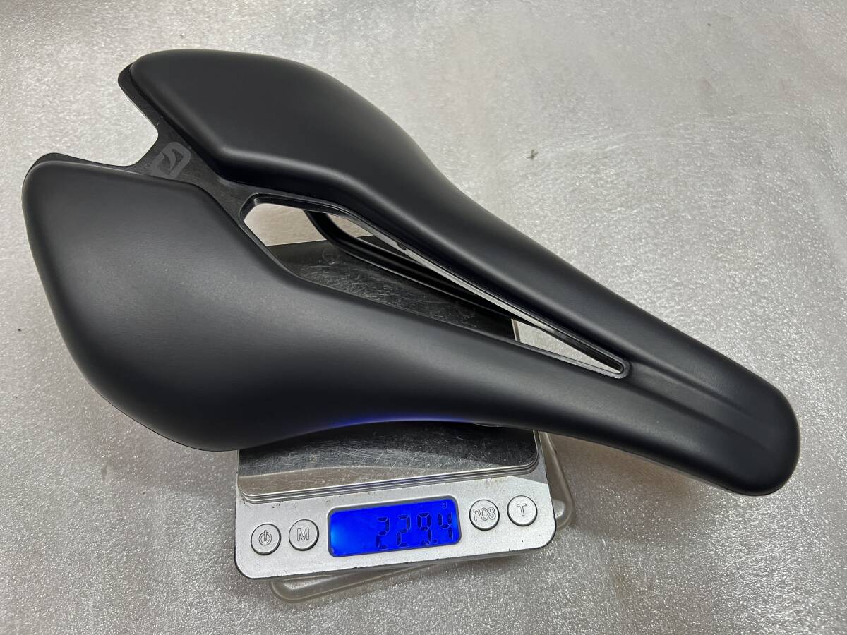 新品 PINARELLO MOST LYNX サドル MANGANESEレール（2/25は「5倍