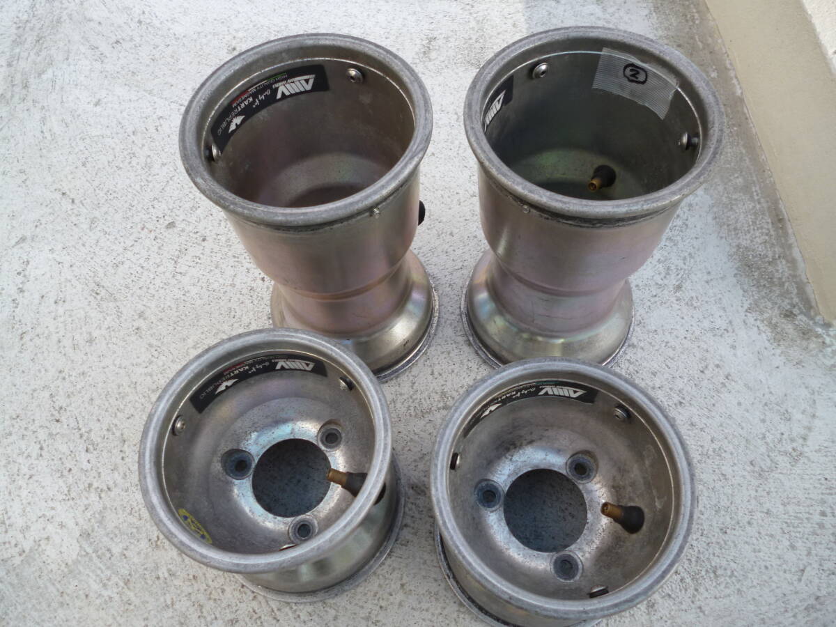 うのにもお得な情報満載！ ◇倉庫整理！◇KRマグホイールセット②◇130/210mm◇中古品 パーツ