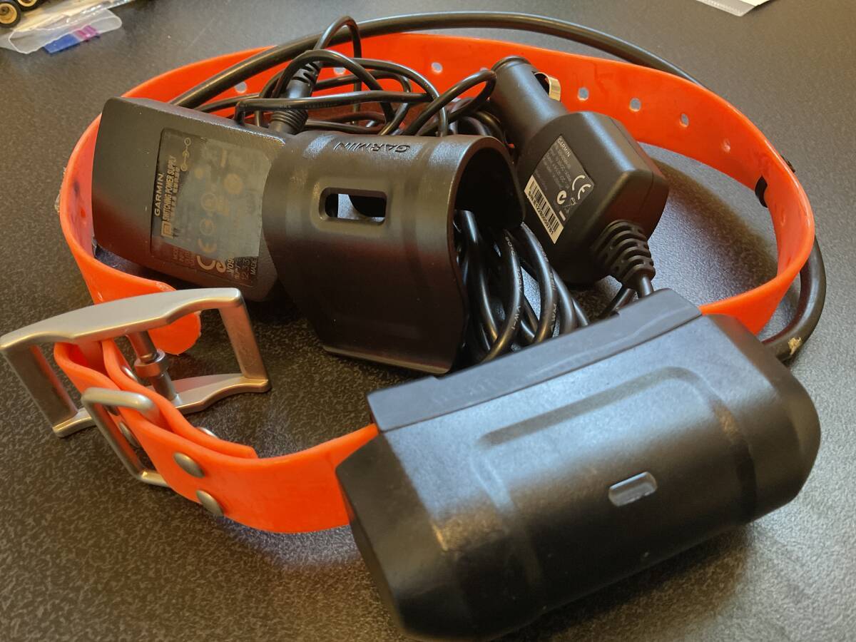 新品　純正品　ガーミン DC40 動作確認済み 充電器付き【 Garmin GPS アストロ 220 320 430 T5 DC50 ハンティング 狩猟 】 garminガーミン アストロ DC40 (検 320 220 430 t5 dc50)