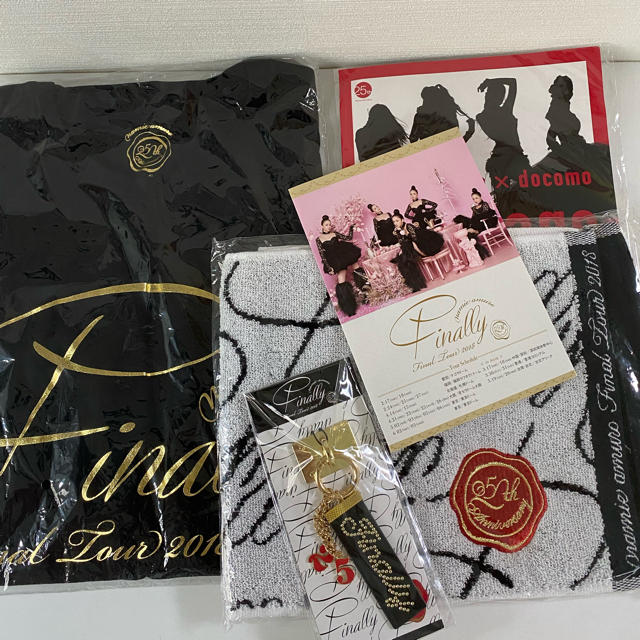 安室奈美恵 FEEL TOUR 2013 タオル （2枚セット） - メルカリ
