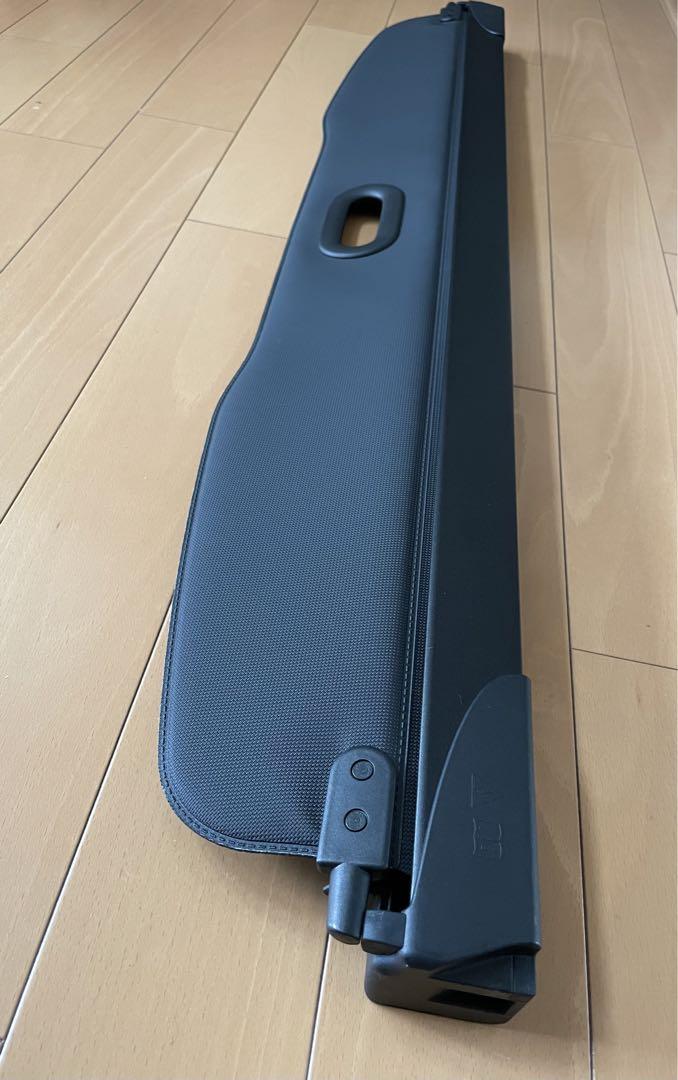 お値下げ中！ミニ　MINI クラブマン（F54）のトノカバー（ラゲッジカバー） ミニ MINI クラブマン（F54）のトノカバー（ラゲッジカバー