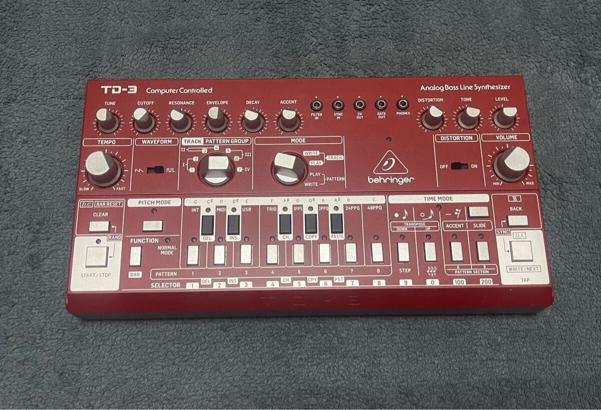 ベリンガー Behringer アナログベースラインシンセサイザー TD-3