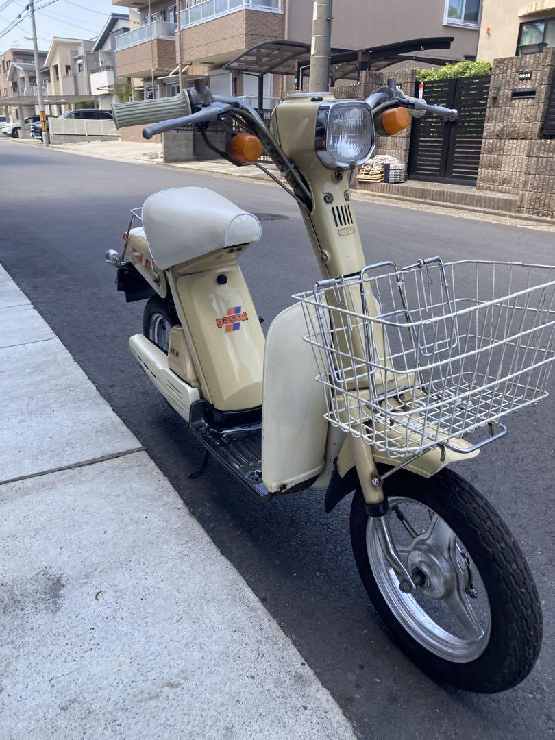 パッソル クリーム色 バイク（ヤマハ パッソル ミリオン 50cc 旧