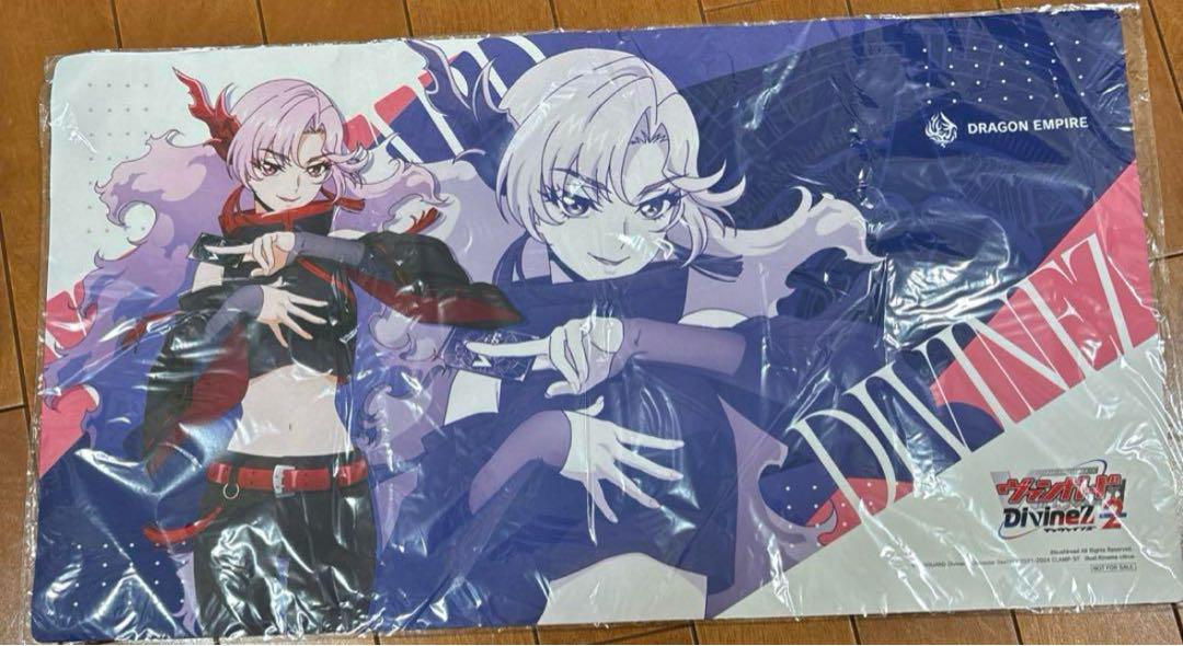 員弁ナオ　プレイマット　ヴァンガード レア！ 新品未使用 未開封 ヴァンガード プレイマット