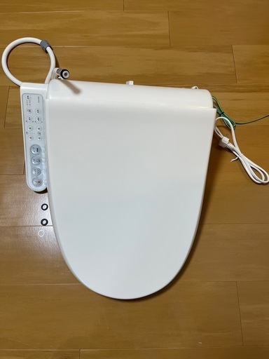 TOSHIBA 温水洗浄便座 ウォシュレット SCS-S300 温水洗浄便座 SCS-S300 商品情報：家電製品 Toshiba Living Doors