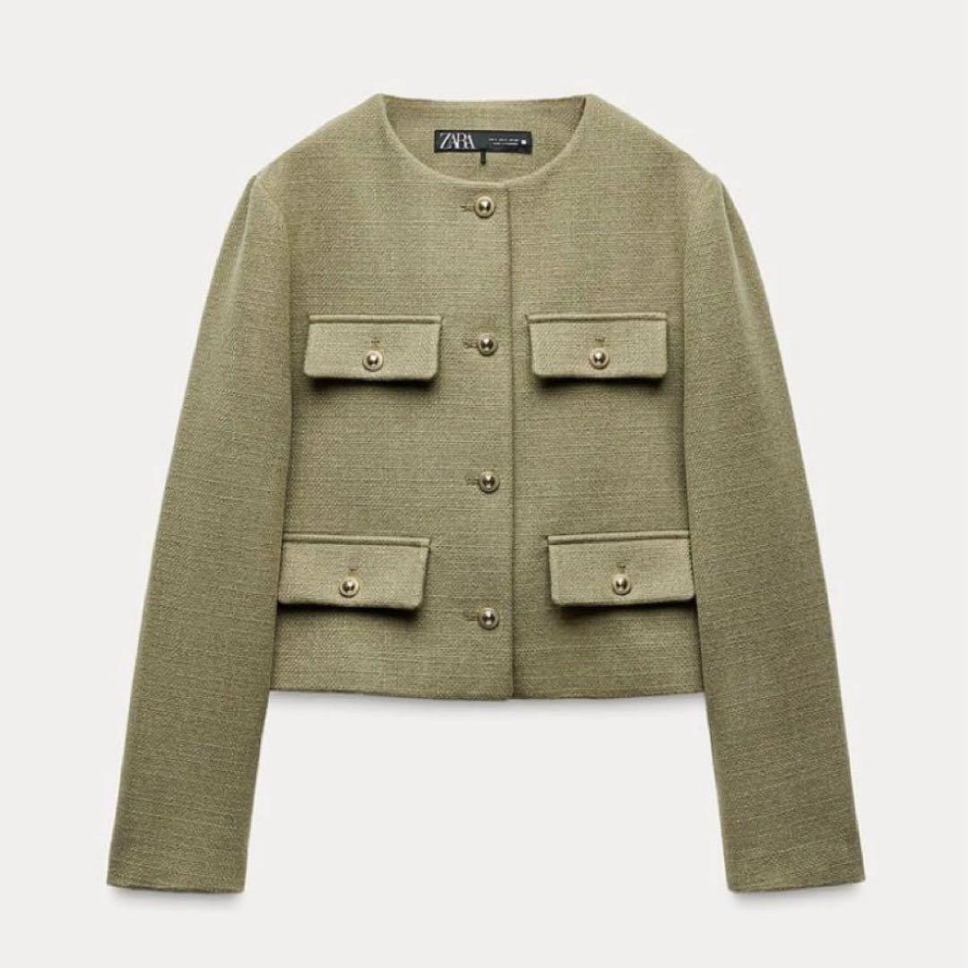 ZARA クロップドブレザー　フラップ　XSサイズ　ライトカーキ ZARA クロップドブレザー フラップ XSサイズ ライトカーキ