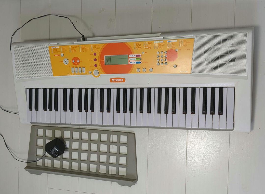 YAMAHA ヤマハ EZ-J210 ポータトーン 中古品　キーボード YAMAHA ヤマハ EZ-J210 ポータトーン 中古品 キーボード（YAMAHA