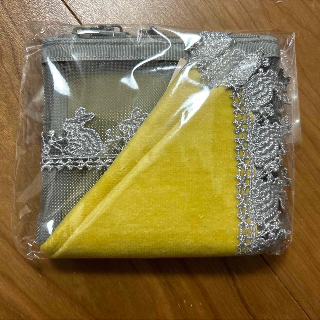 【新品】近沢レース　スズラン　ハンカチ　ポーチ　セット 近沢レース ウサギ ハンカチ ポーチ セット イエロー（新品