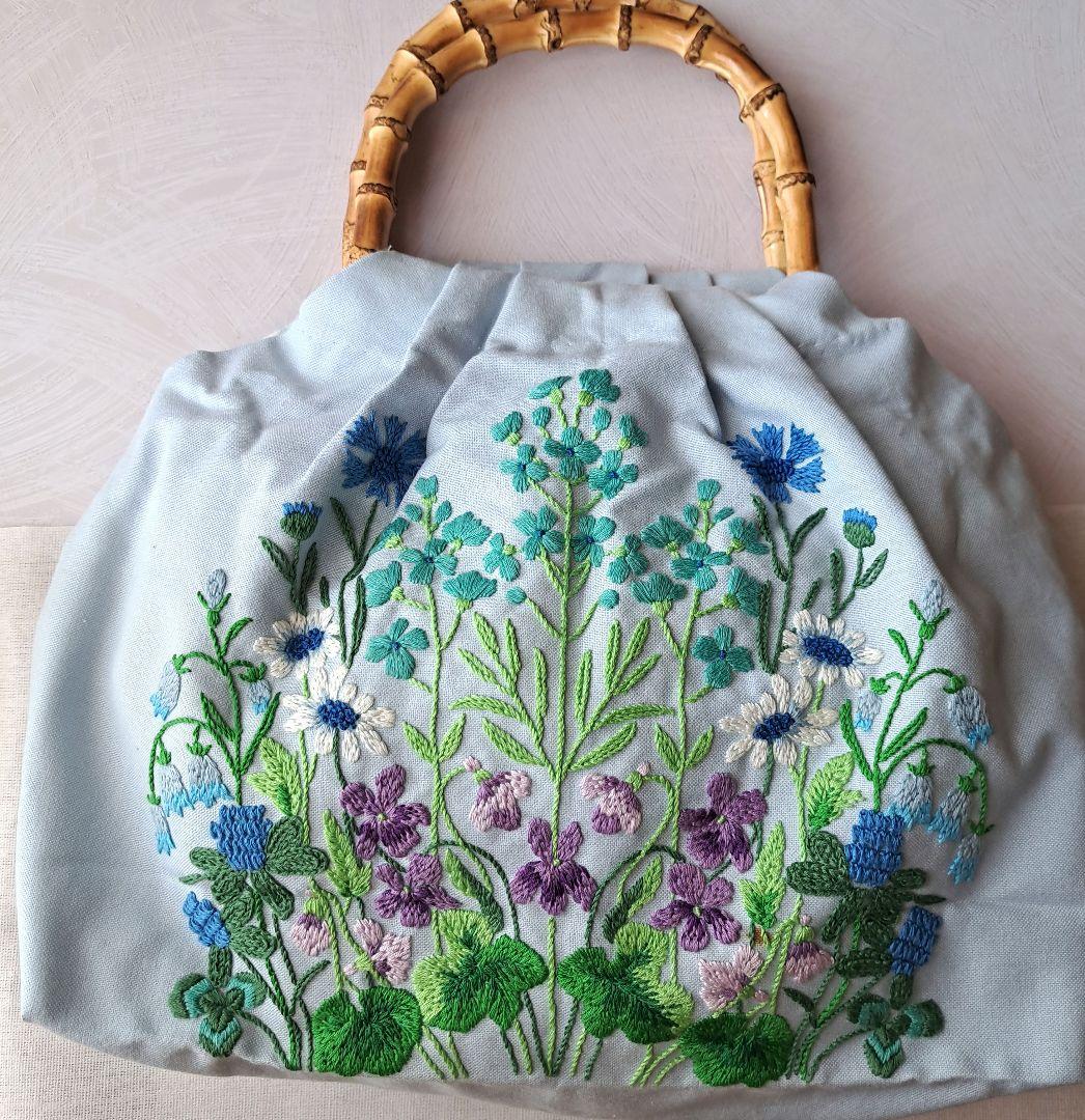 ハンドメイド手刺繍バッグ ハンドメイド 刺繍バッグ 花刺繍 フランス刺繍 トートバッグ