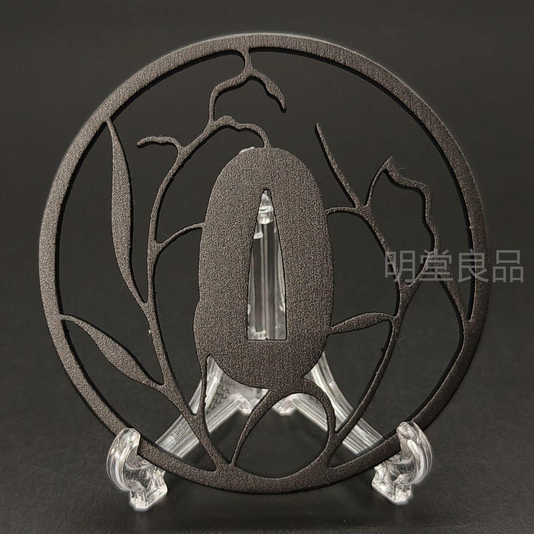 JYT08　日本刀装具　刀鍔　蘭の図　鉄地　透　刀剣美術　細工 JYT08 日本刀装具 刀鍔 蘭の図 鉄地 透 刀剣美術 細工 （鐔(鍔