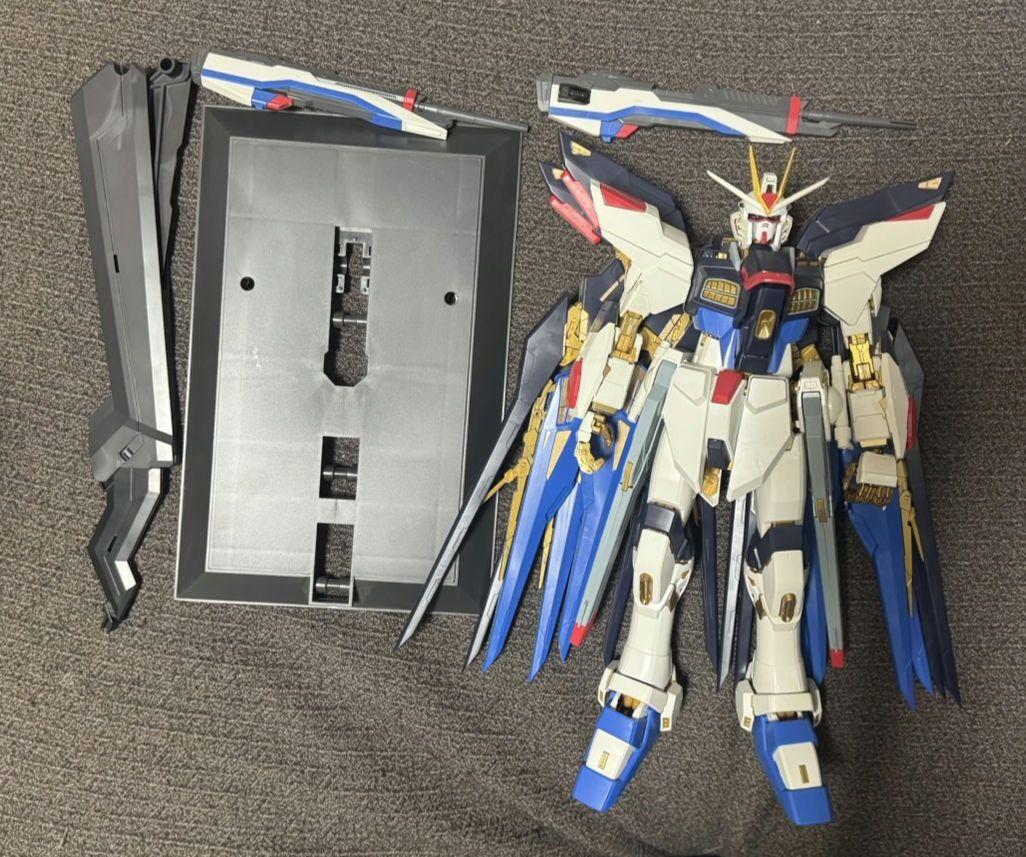 ガンプラまとめ売り　ストライクフリーダムガンダム　ジャンク HG ストライクフリーダムガンダム ガンプラ プラモデル ジャンク