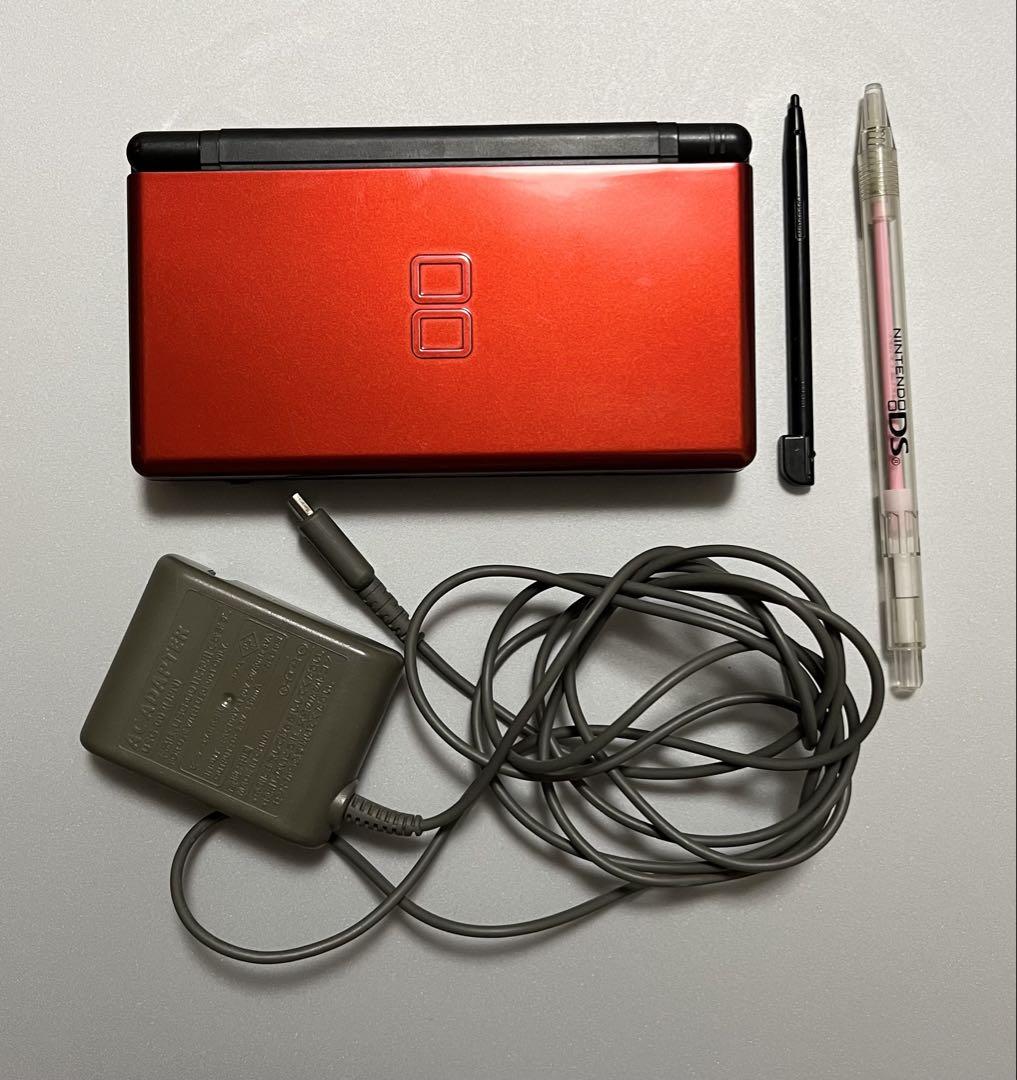 dslite  ds lite 　クリムゾンレッド  未使用　新品　　赤　red ニンテンドーDS - 【ソフト付き】ニンテンドーDSlite クリムゾン