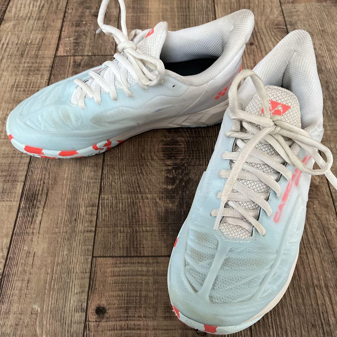 YONEX バドミントンシューズ ホワイト/ピンク 23.5センチ