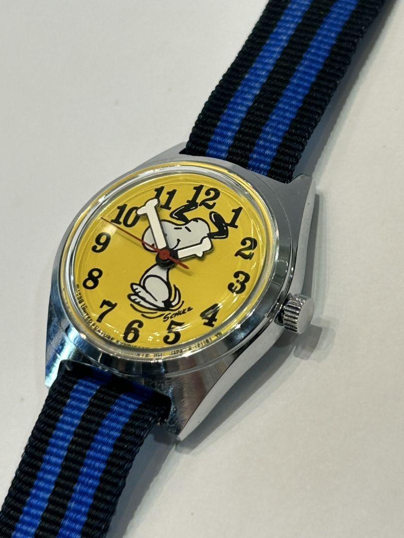 昭和レトロ　シチズン　SNOOPYネジ巻き時計 昭和レトロ シチズン SNOOPYネジ巻き時計 CITIZEN, TIMEX