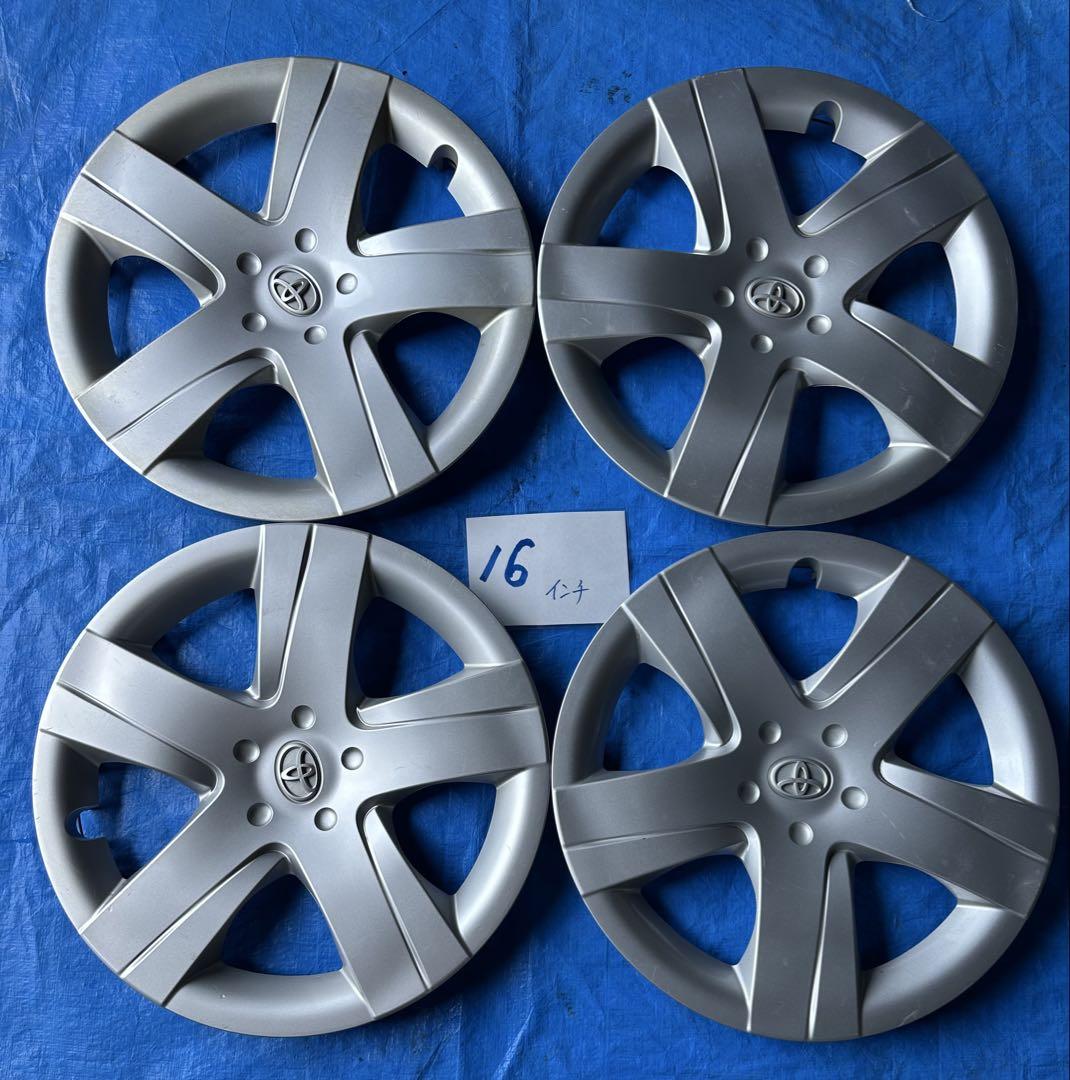 トヨタ ラクティス NSP120 純正ホイールキャップ　16インチ　4枚 トヨタ ラクティス NSP120 純正ホイールキャップ 16インチ 4枚