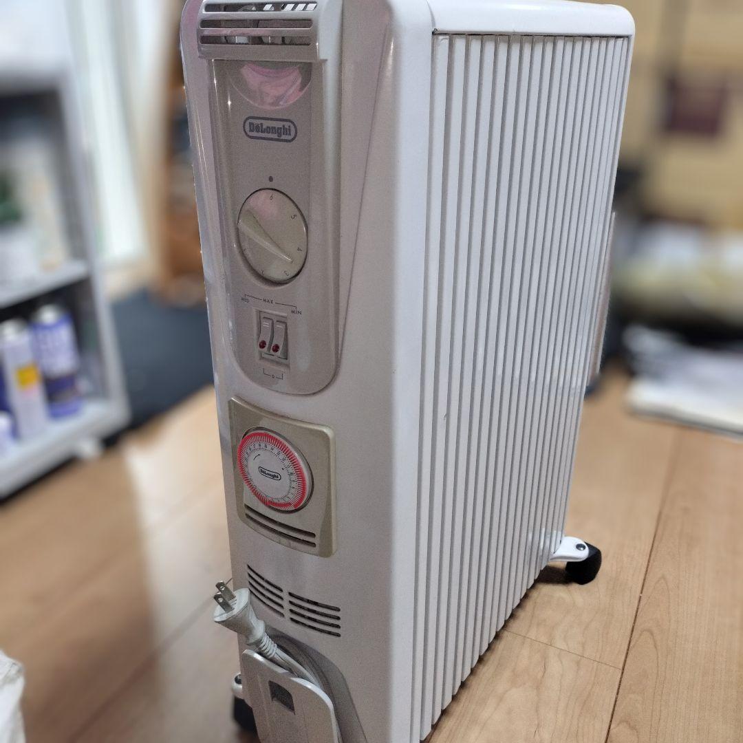 De'Longhi オイルヒーター タイマー付きデロンギ最大1500w