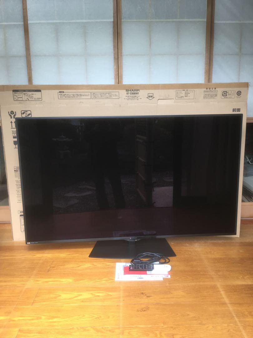 【8K】8T-C60BW1  シャープアクオス60型　保証残有り2020製　希少 シャープ アクオス BW1シリーズ 8T-C60BW1 壁掛けテレビ専門店が