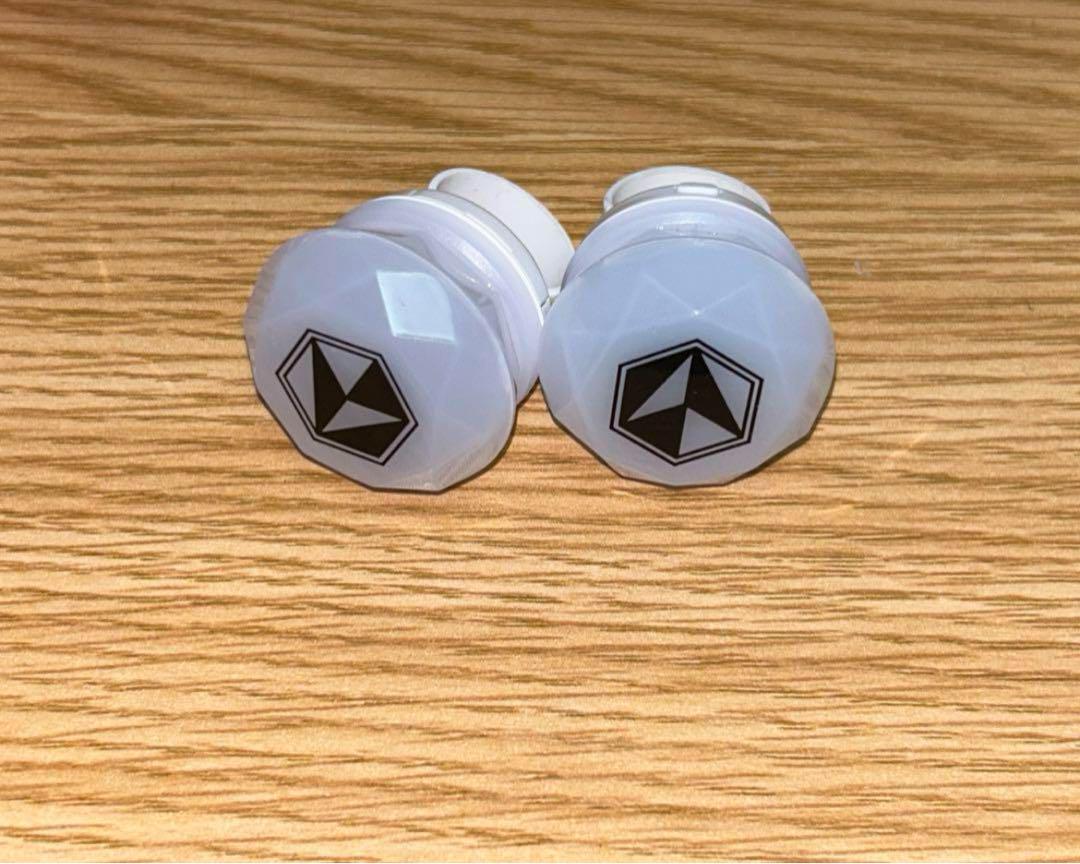 いれいす りうら リングライト（100％品質 リングライト 初兎