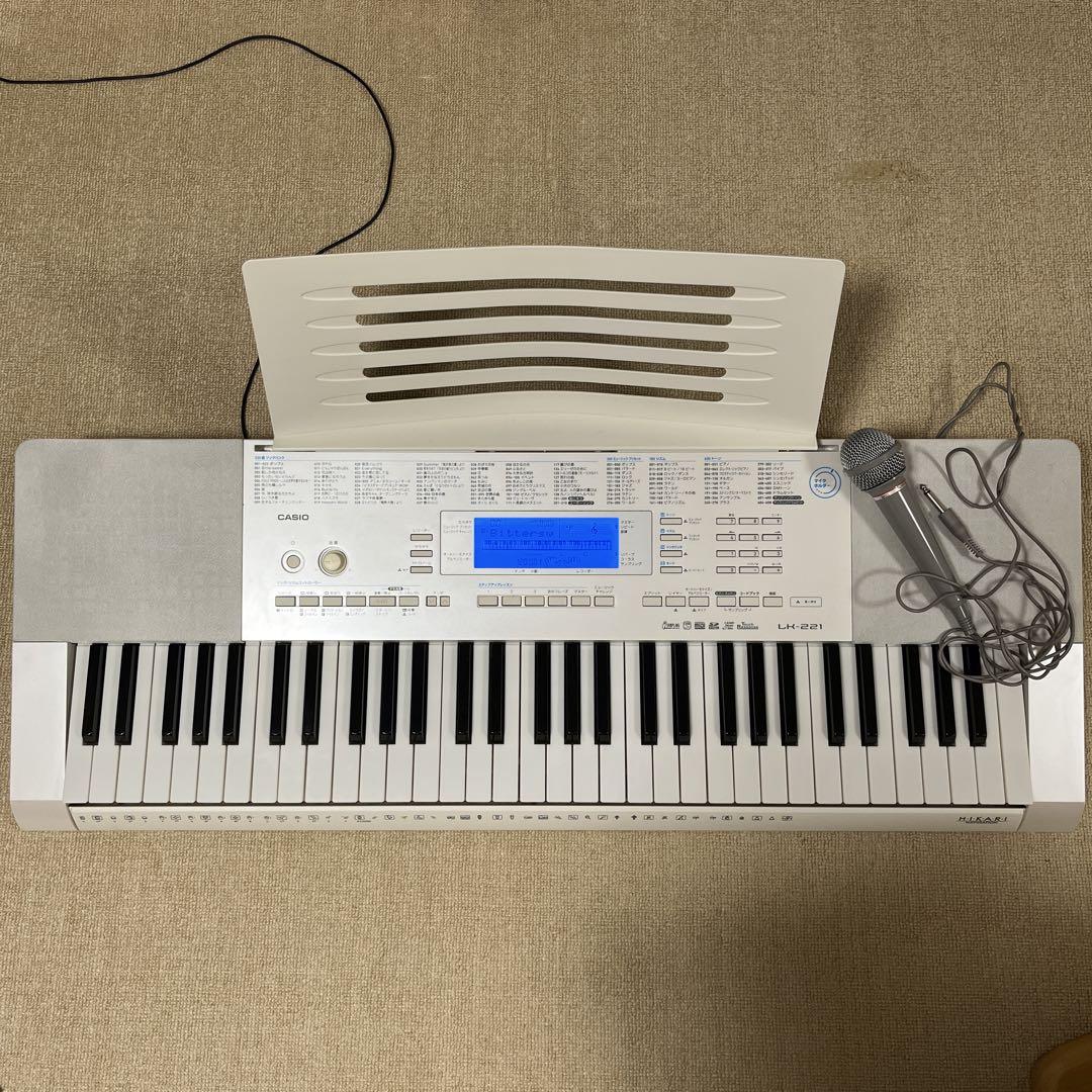 CASIOカシオ LK-221 電子ピアノ 光ナビゲーション （CASIO LK