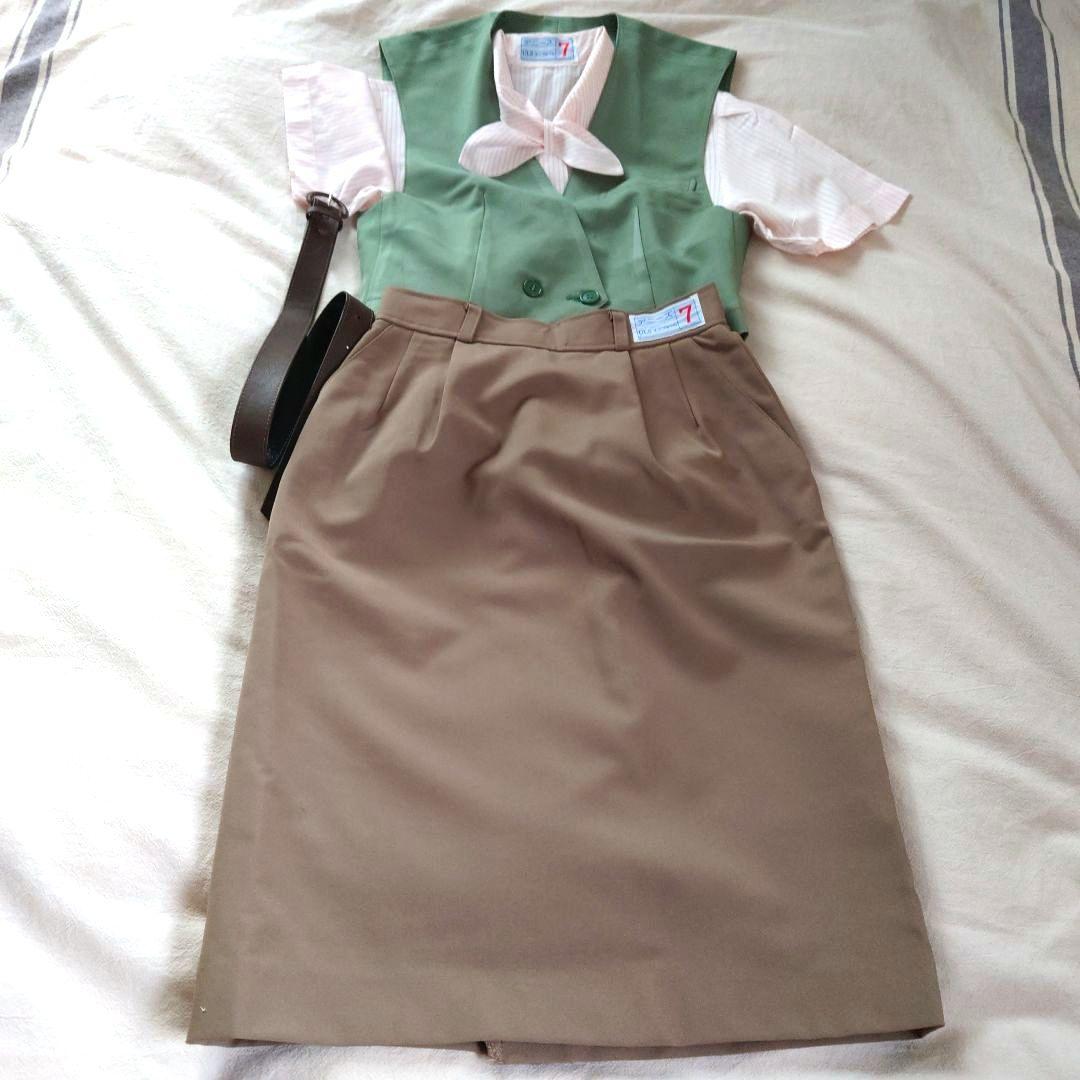 デニーズ制服 （デニーズ（Denny's） 二番町店 ランチのホール