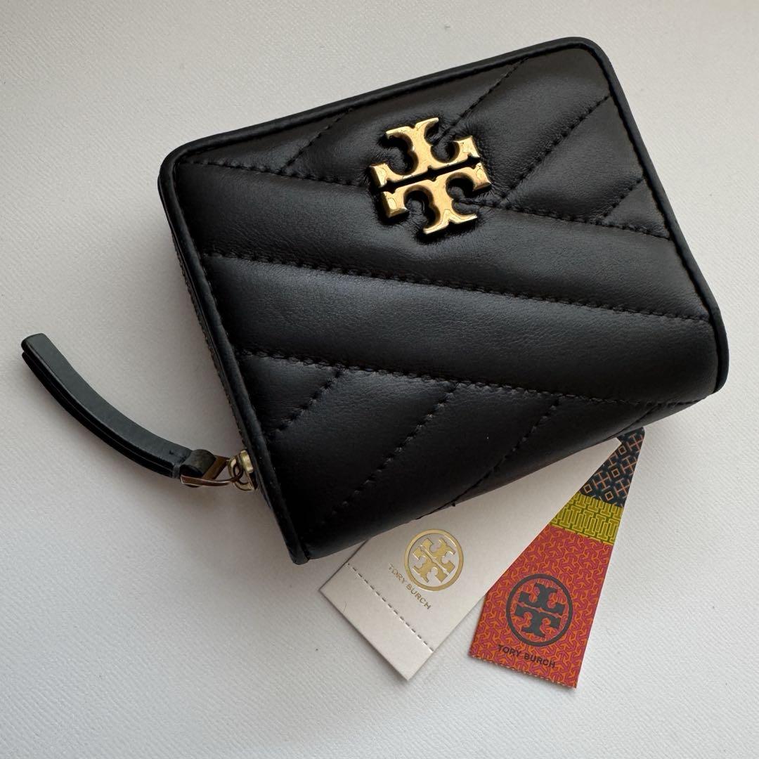 【美品】794 Tory Barch トリーバーチ　2つ折り財布 トリーバーチ 二つ折り財布 フレミング ミニ財布 グレー