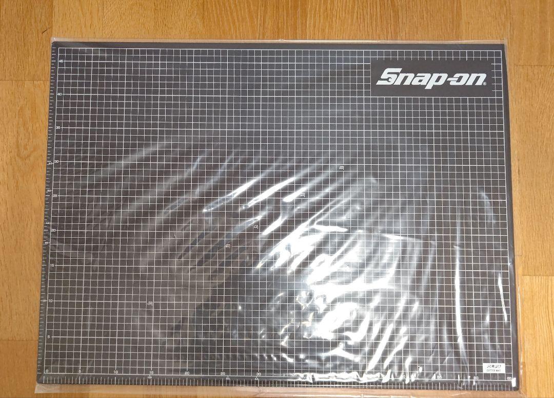 Snap-on スナップオン カッターマット （○見ないと損○Snap-on