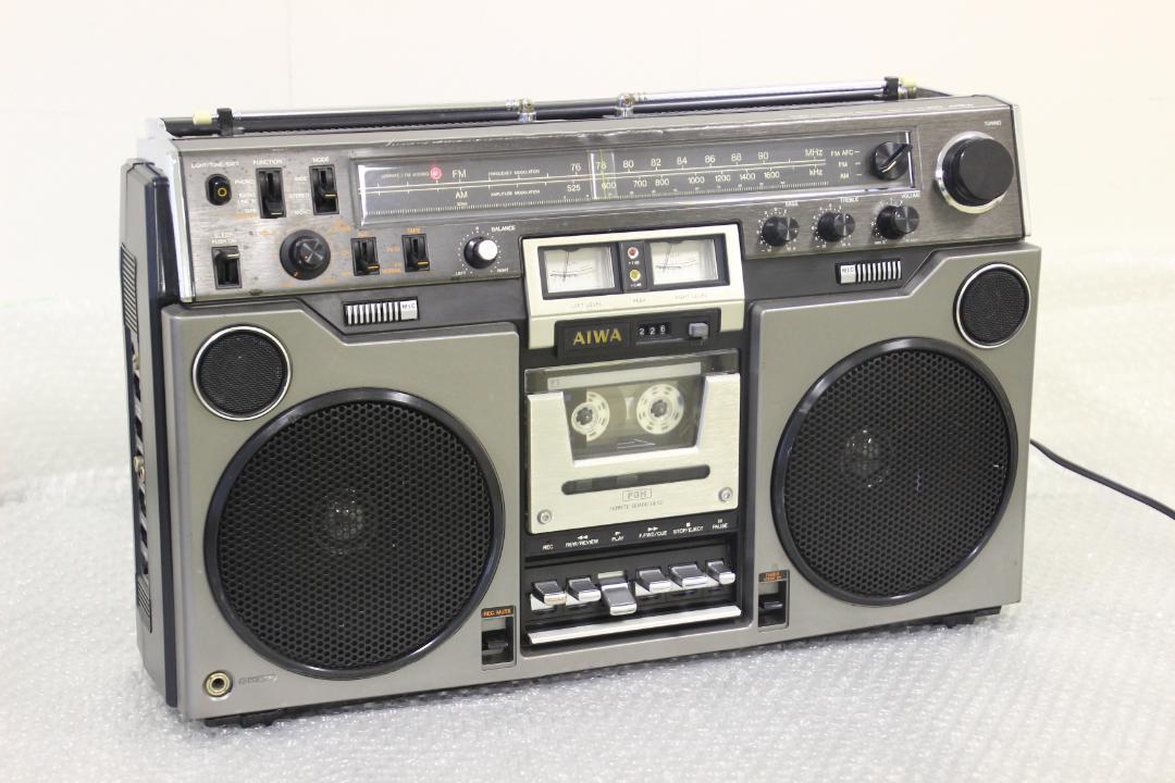 動作OK・ラジカセ・アイワ TPR－820 AIWA ・良く鳴る