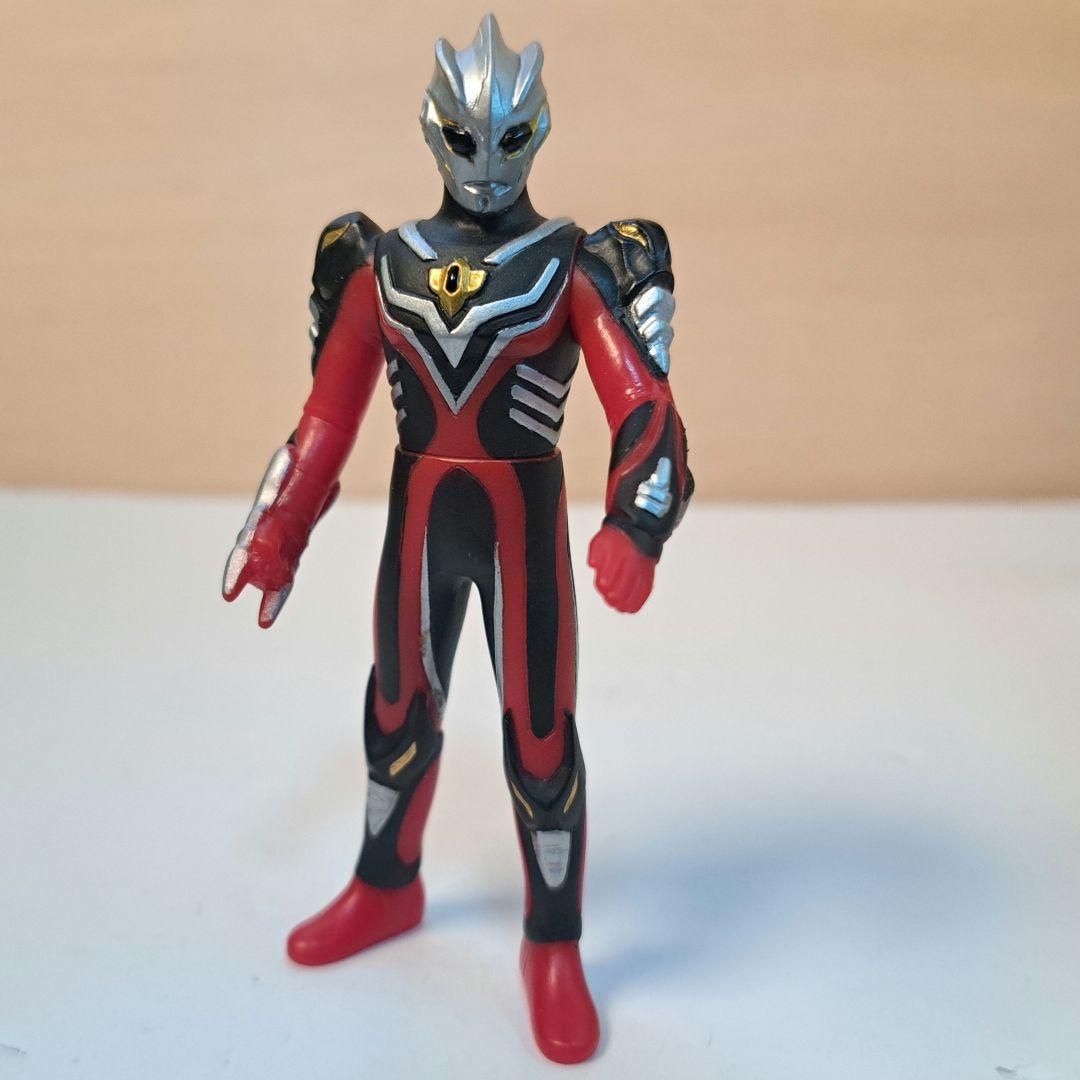 ウルトラマンノア　ダークザギ　希少　黄色目バージョン　フィギュア　ソフビ　絶版 2025年最新】ソフビ ウルトラマンノアの人気アイテム - メルカリ