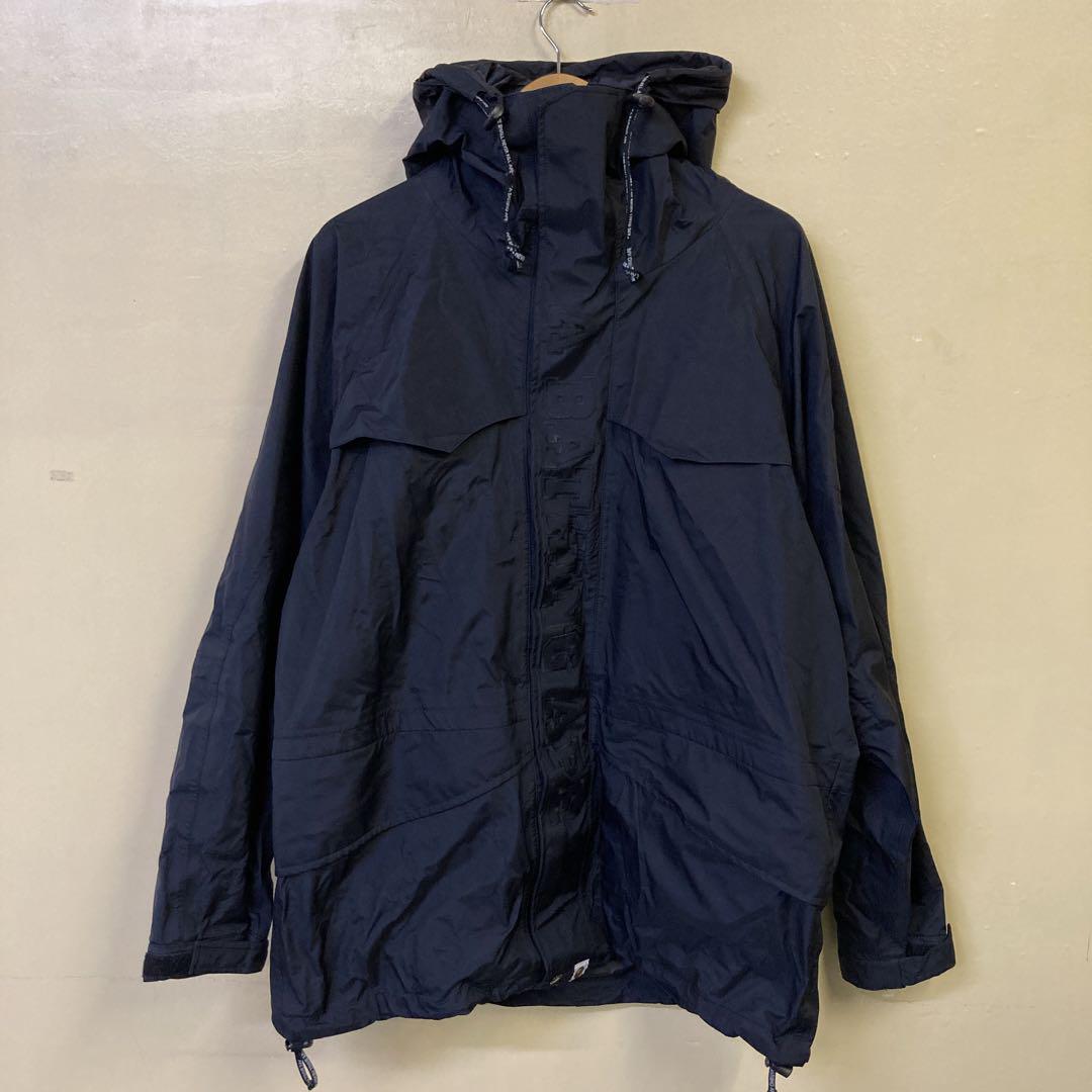 E1136 アベイシングエイプ　ゴアテックス　ナイロンジャケット　マウンテン A BATHING APE（アベイシングエイプ）の「GORE-TEX 1ST CAMO