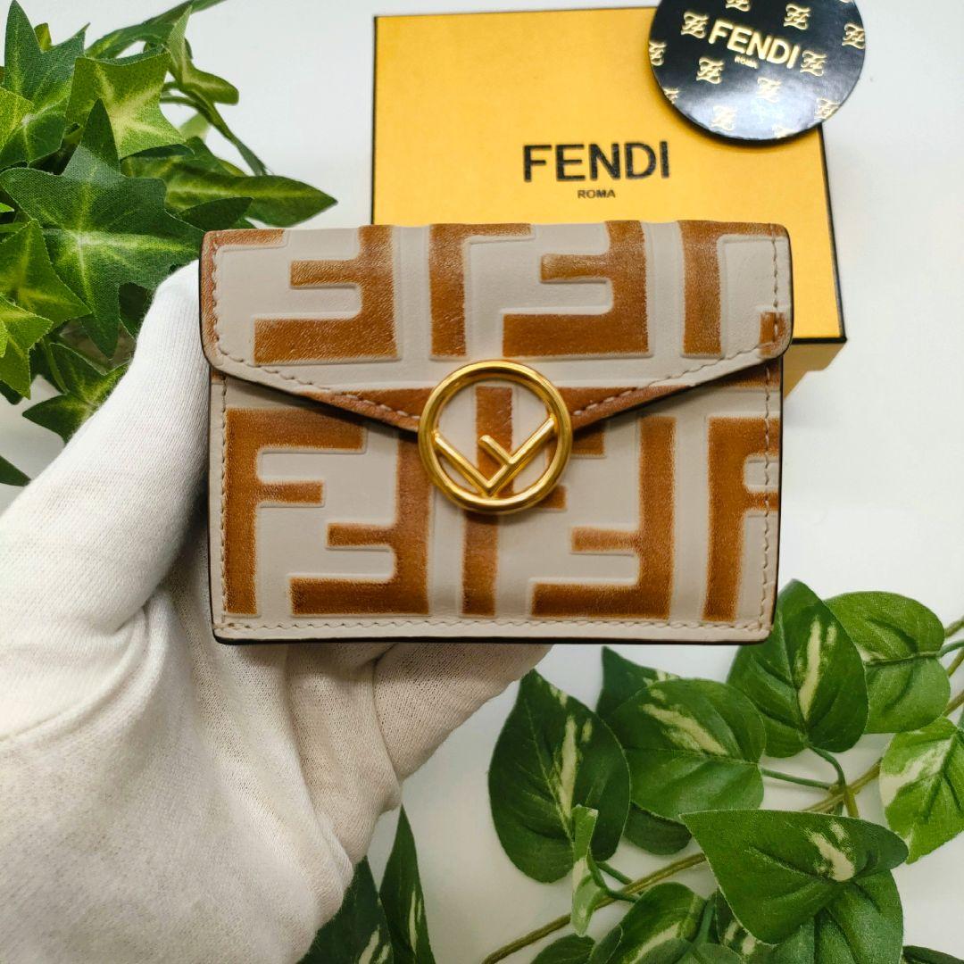 フェンディ 三つ折り財布 マイクロウォレット エフイズ エンボス