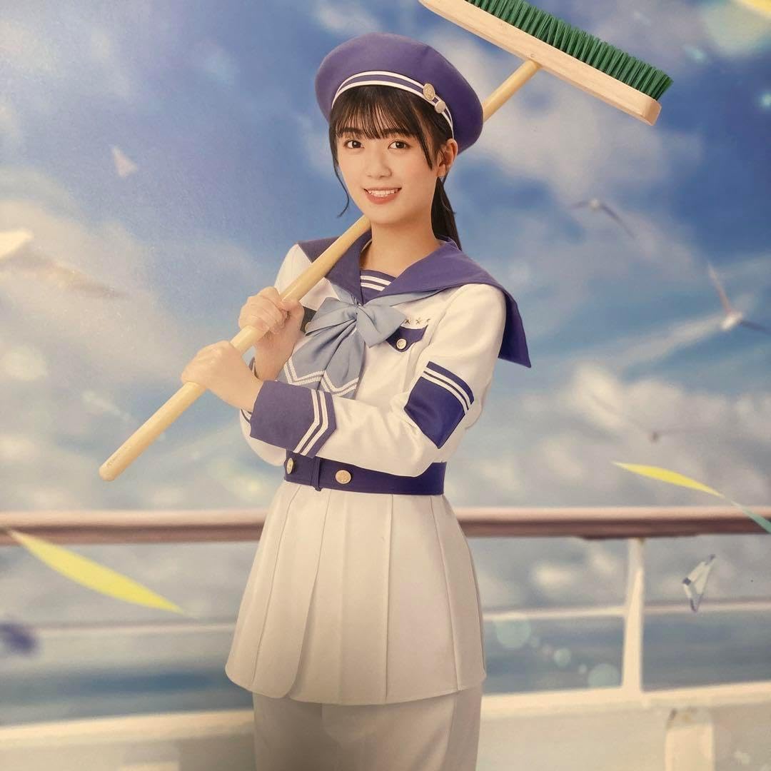 ひな図書 日向坂46 セーラー服 ポスター 平尾帆夏（日向坂46