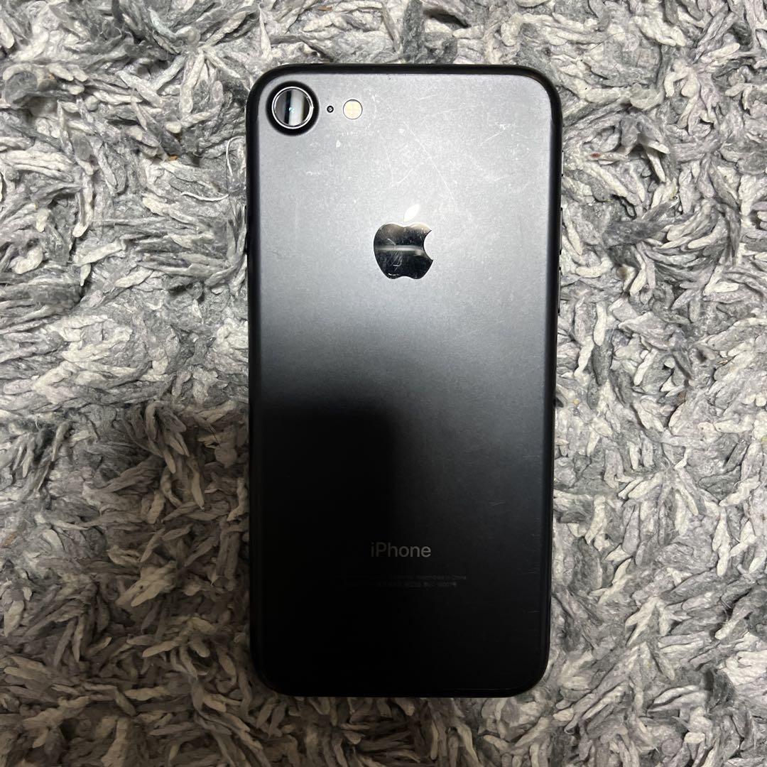 iPhone 7 本体 ブラック 128GB Apple [再生新品] 海外SIMシムフリー版 iPhone7 128GBマット