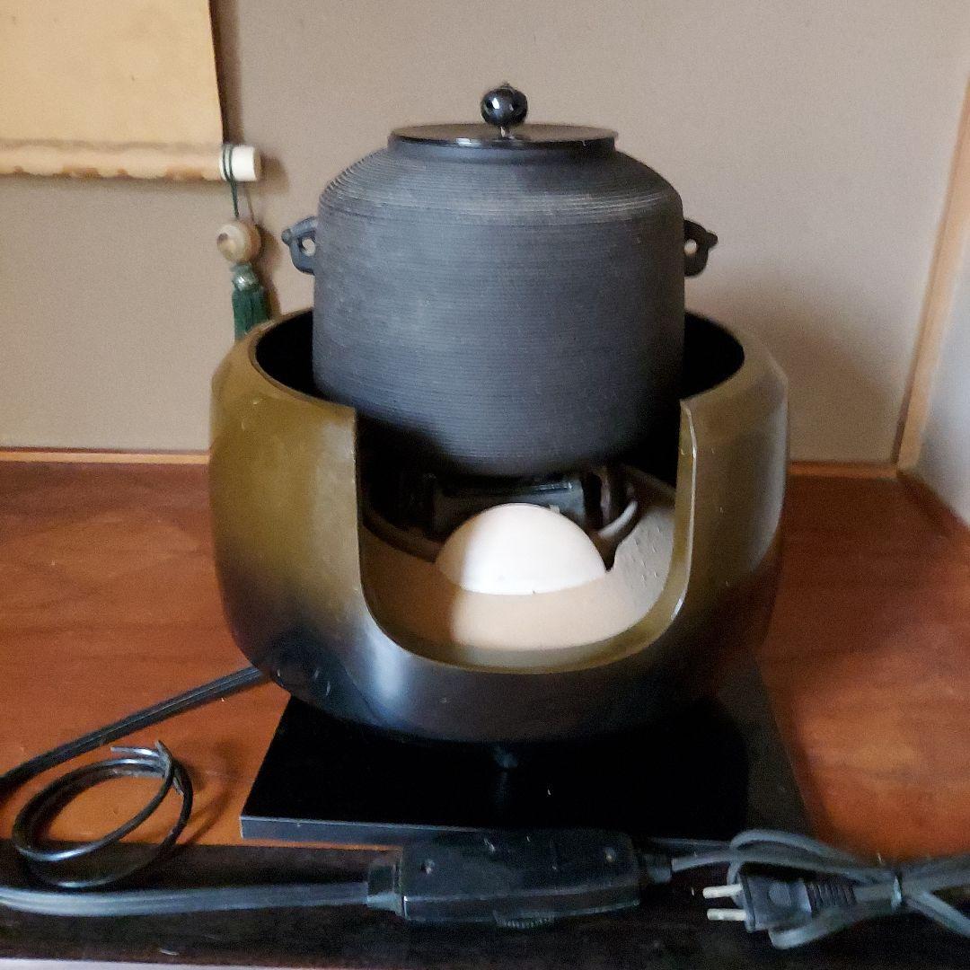 風炉型電熱器 茶道具 と釜一式（風炉 茶釜 電熱器 唐銅朝鮮風炉