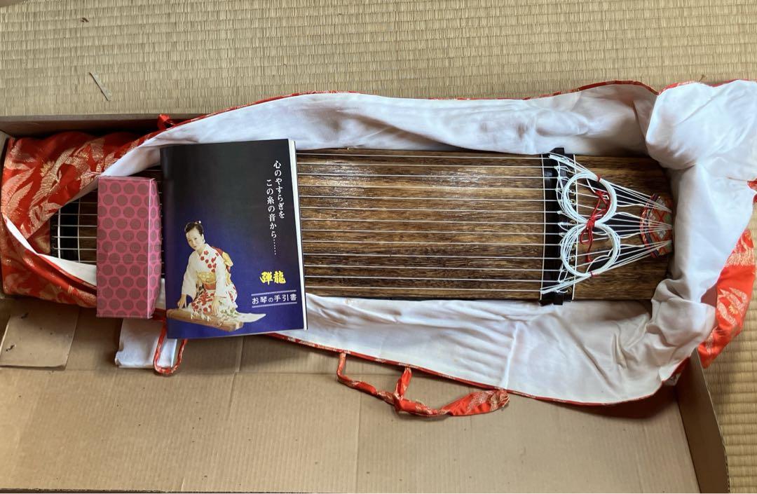 入手困難❣️だれでも弾ける高級三尺琴　弾龍 短琴 だれでも弾ける高級三尺琴 弾龍（三尺琴 箏 和