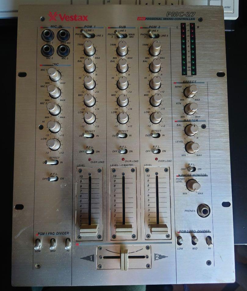 Vestax PMC 27 DJミキサー （Vestax つい PMC-270A DJミキサー）