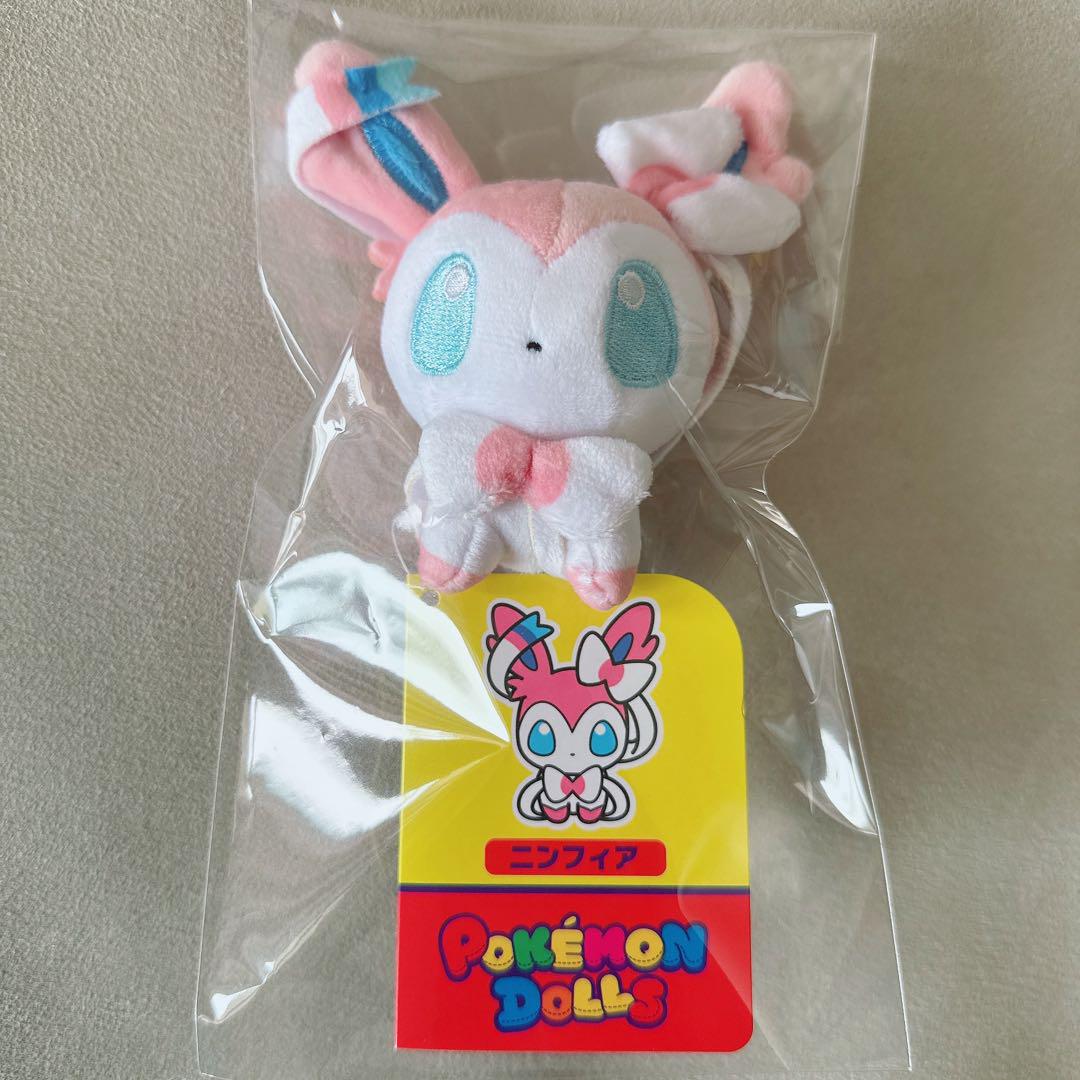 新品 ポケモンドールズ ニンフィア マスコット（もっちり