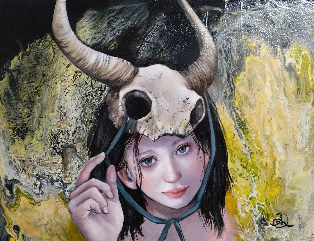 美人画の油絵【頭骨をかぶる女性】1点物の原画/作者サイン入り/F6号サイズ 美人画の油絵【頭骨をかぶる女性】1点物の原画/作者サイン入り
