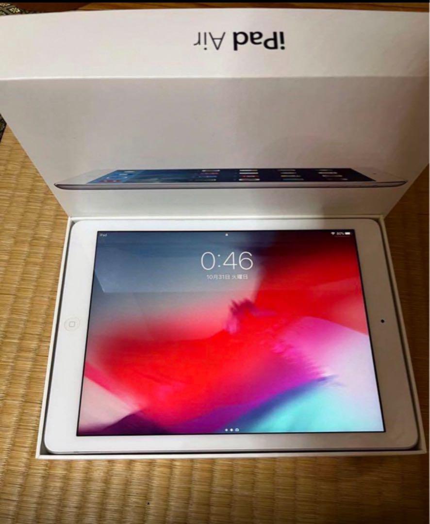 Apple iPad Air 32GB ※お値下げ等お気軽にご相談下さい Apple iPad Air 32GB ※お値下げ相談等お気軽に下さい。