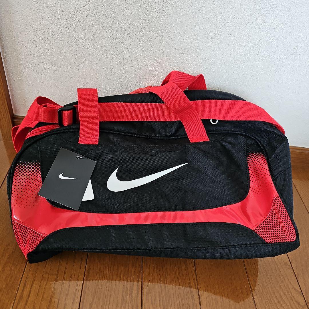送料無料★NIKE SWIM ビッグ SWOOSH シリコーン水泳帽 593 NIKE ナイキ（NIKE）（キッズ）ジュニア 水泳バッグ プリント