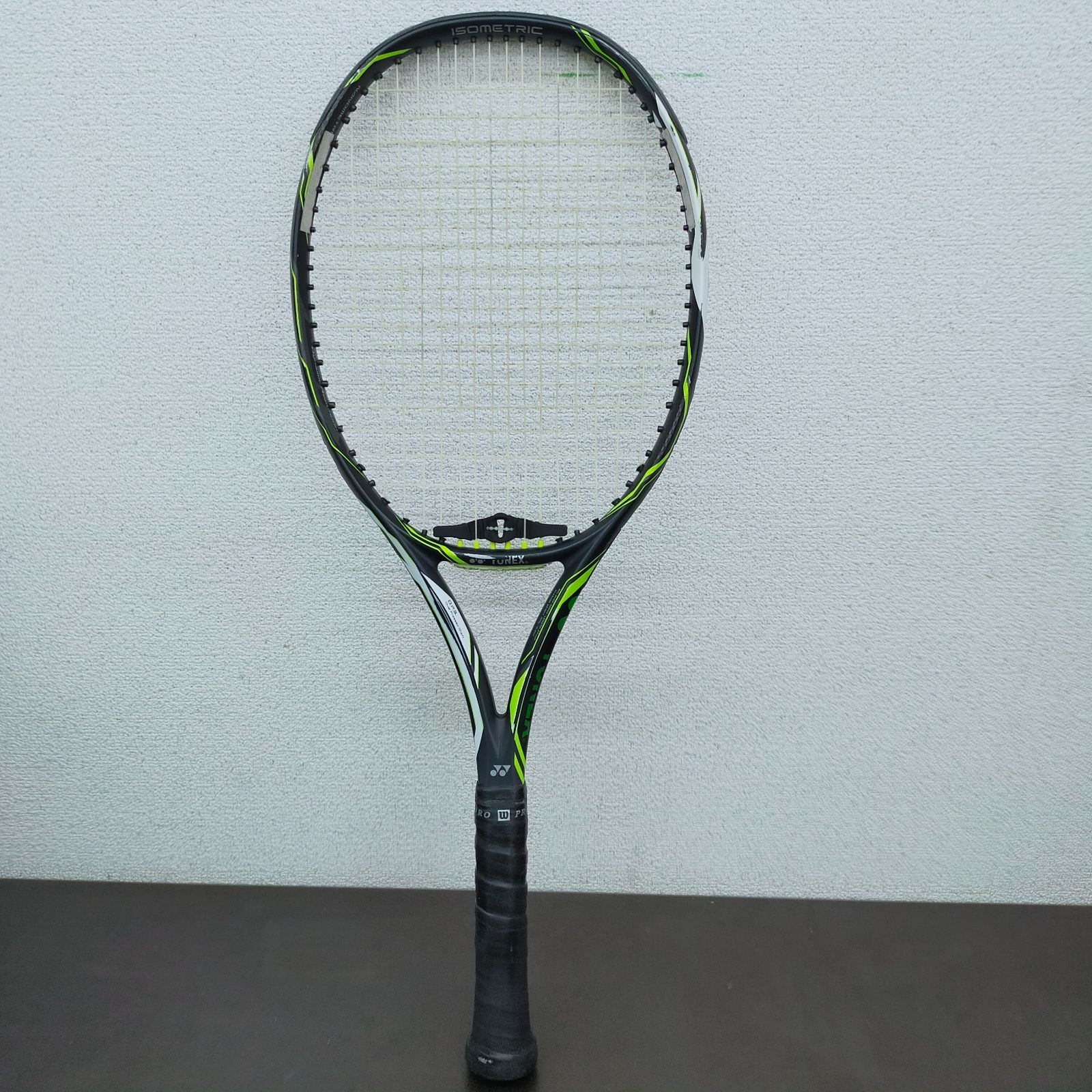 YONEX ISOMETRIC テニスラケット YONEX EZONE テニスラケット ケース付き - メルカリ