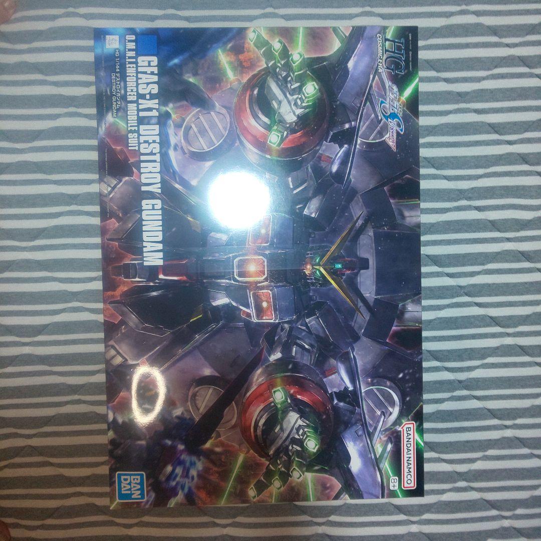 ガンプラ HG 1/144デストロイガンダム（全高約39cmの迫る脅威