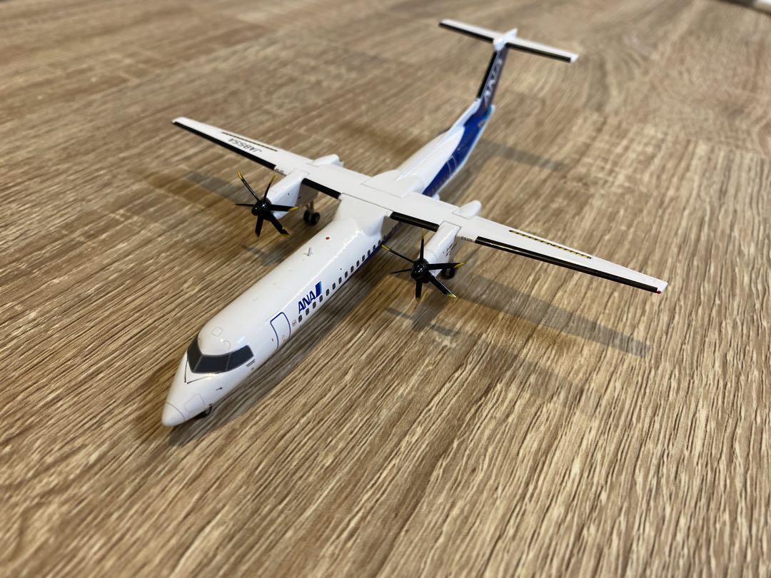 ANA Q400 DHC8-400 1/200（非売品・新商品情報】1/400 Dash 8