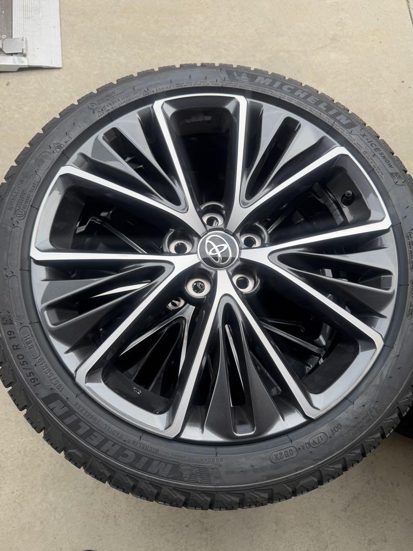 未使用プリウス60純正195/50R19 未使用ミシュランスタッドレス