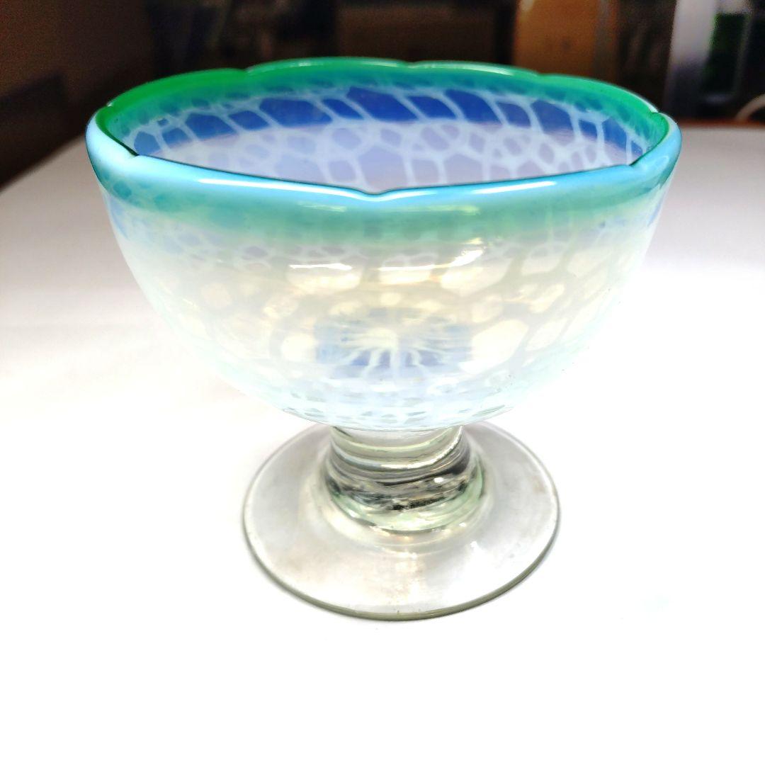 氷コップ　みどり色 輪つなぎ文椀形氷コップ 氷コップ みどり色 輪つなぎ文椀形氷コップ（氷コップ - Wikipedia）